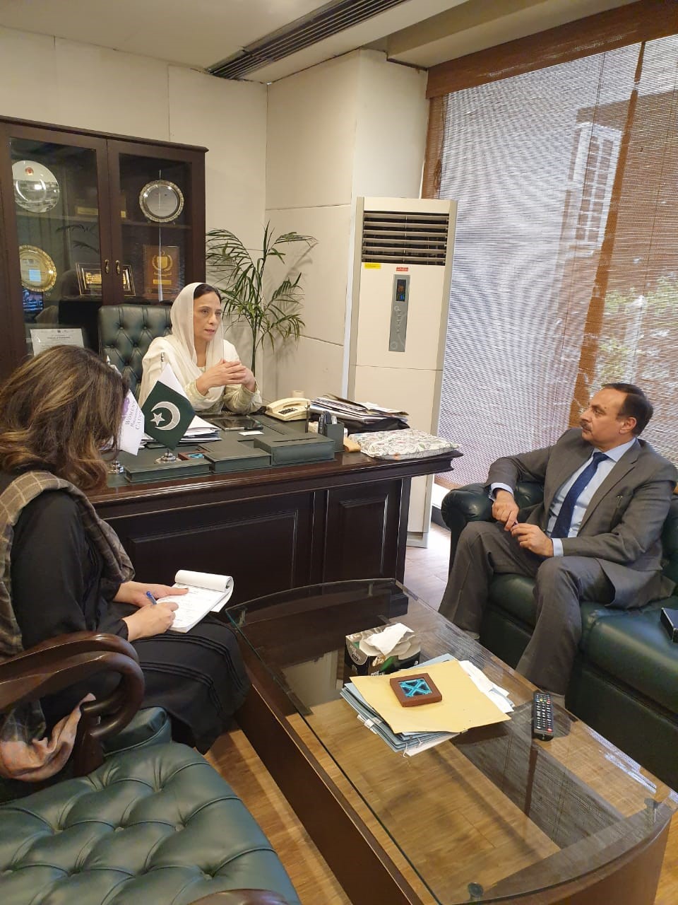 Read more about the article Meeting with Advisor Chairman Higher Education Commission